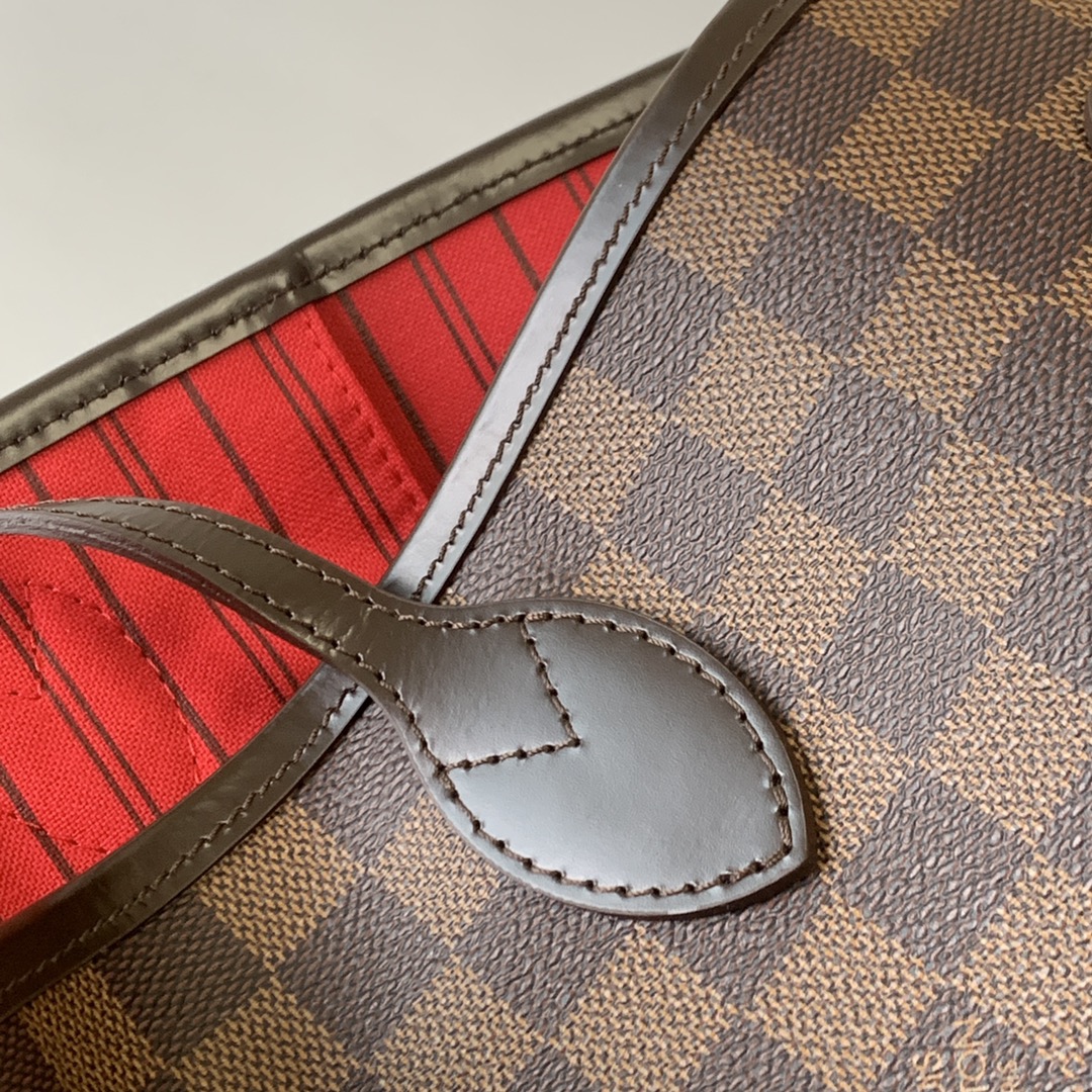 Louis Vuitton Shopping Bags